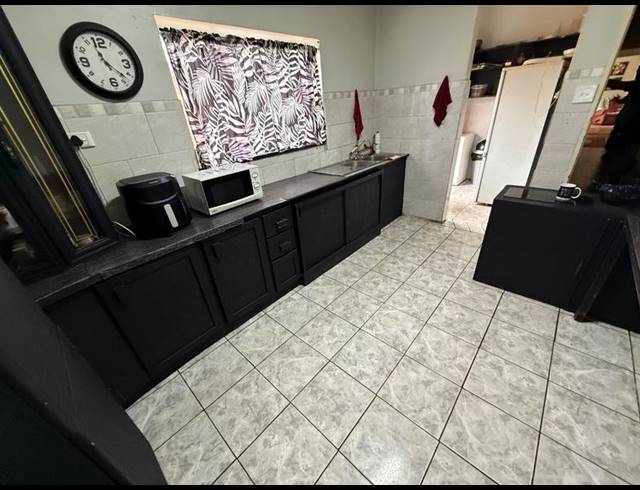 4 BEDROOM HOUSE FOR SALE IN VANDERBIJLPARK CE 1